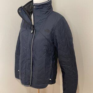 The North Face Women’s Navy Lightweight Zigzag Quilted Jacket